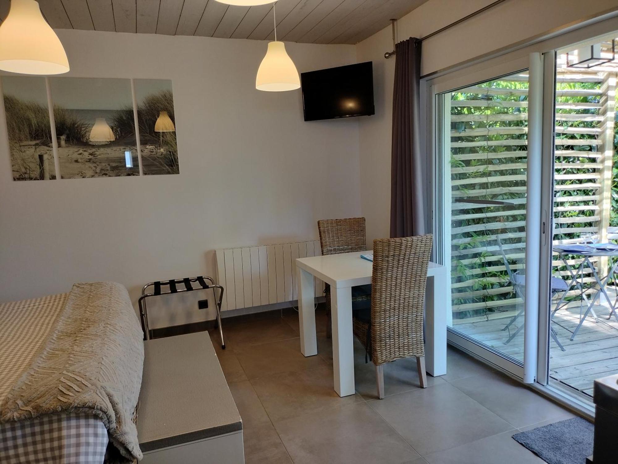 Le Clos Des Pommiers Tracy-sur-Mer Bagian luar foto