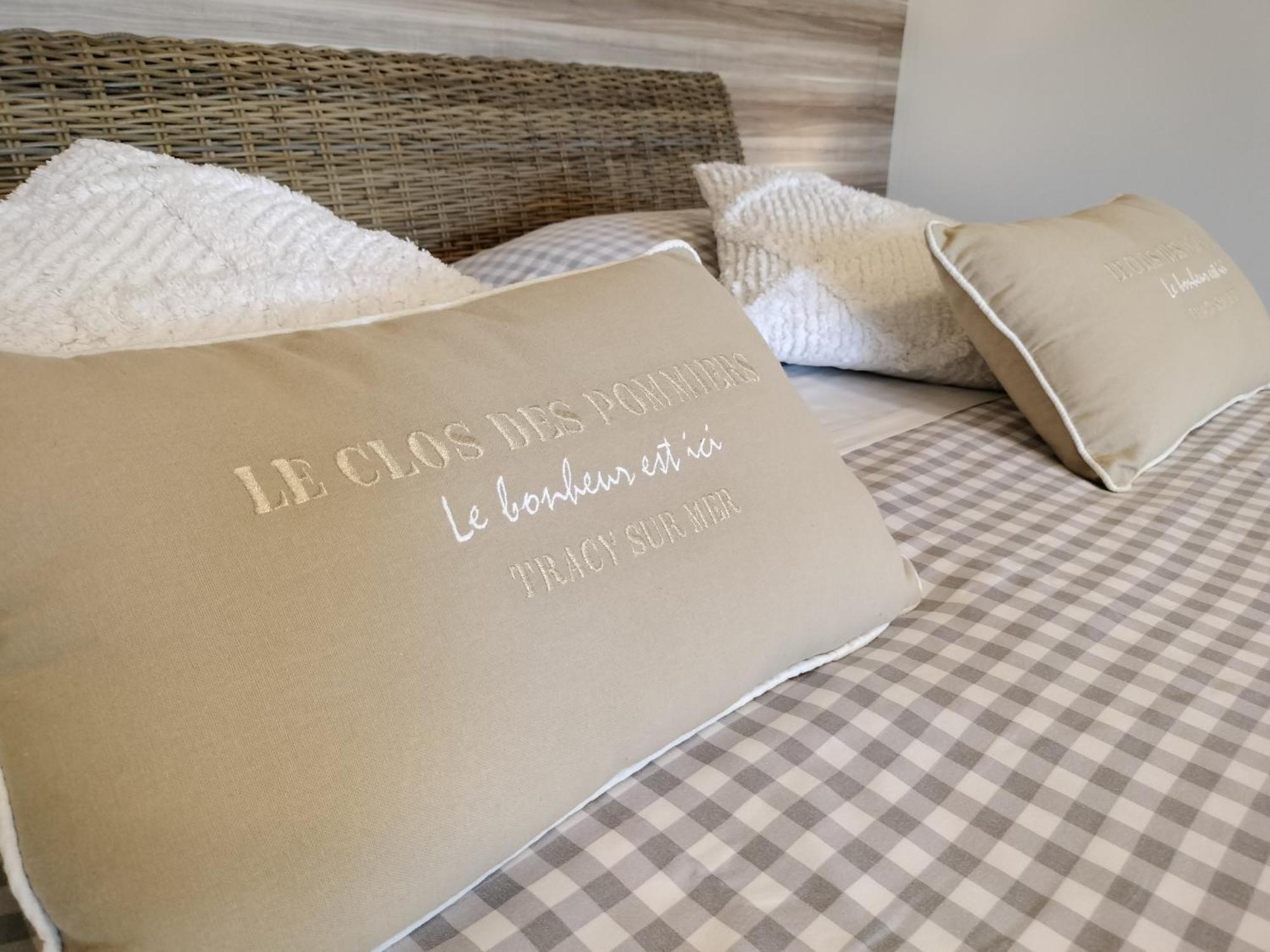 Le Clos Des Pommiers Tracy-sur-Mer Bagian luar foto